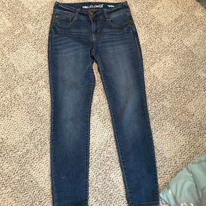 Wallflower skinny women’s  jeans
